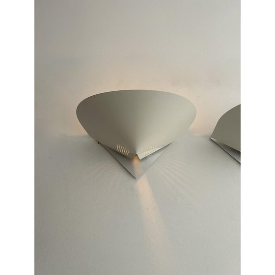 Image 1 of Vintage wandlamp van wit gelakt metaal en aluminium, Frankrijk 1970