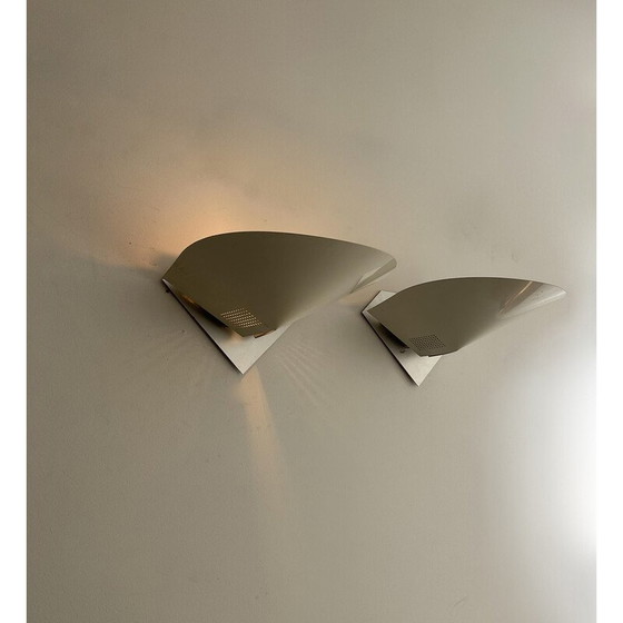 Image 1 of Vintage wandlamp van wit gelakt metaal en aluminium, Frankrijk 1970