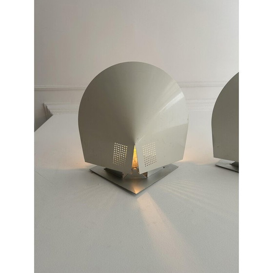 Image 1 of Vintage wandlamp van wit gelakt metaal en aluminium, Frankrijk 1970