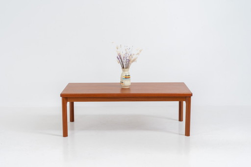 Deense salontafel van Henning Kjaernulf