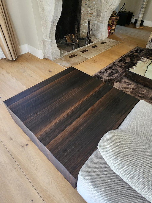 Minotti salontafel hoektafel eucalyptus hout