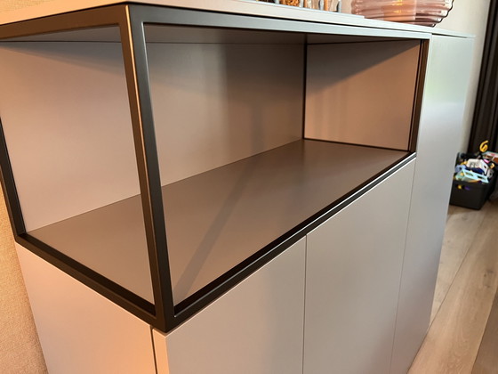 Image 1 of Wandkast Novamobili met legplanken