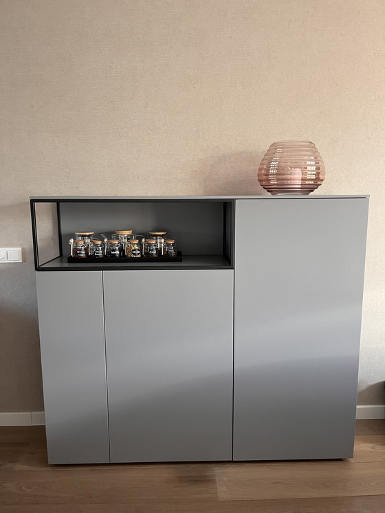 Image 1 of Wandkast Novamobili met legplanken