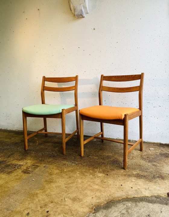 Image 1 of 2 x Vintage Teakhouten Eetkamerstoelen