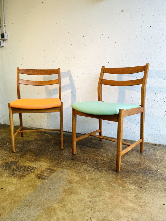 Image 1 of 2 x Vintage Teakhouten Eetkamerstoelen