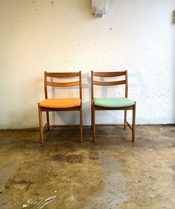 Image 1 of 2 x Vintage Teakhouten Eetkamerstoelen