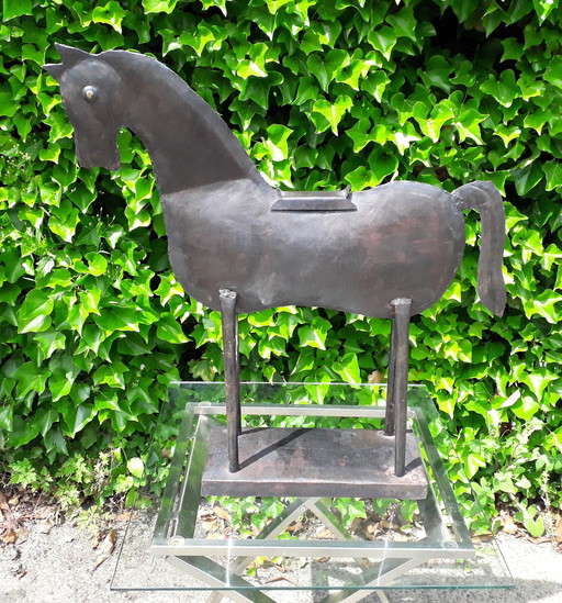 Plaatmetalen beeld paard 61 cm hoog