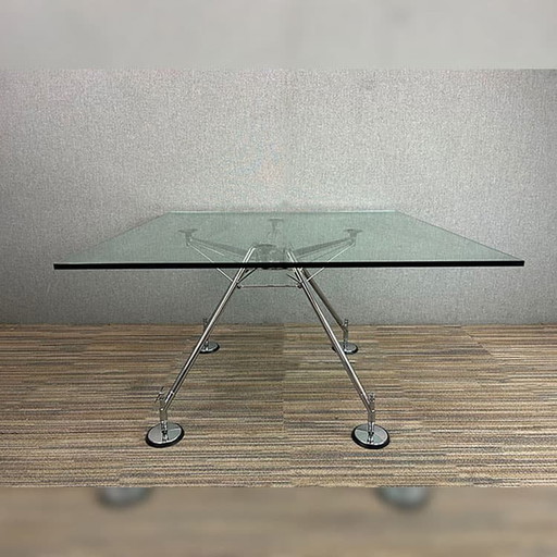 1X Tecno Nomos Tafel Vierkant