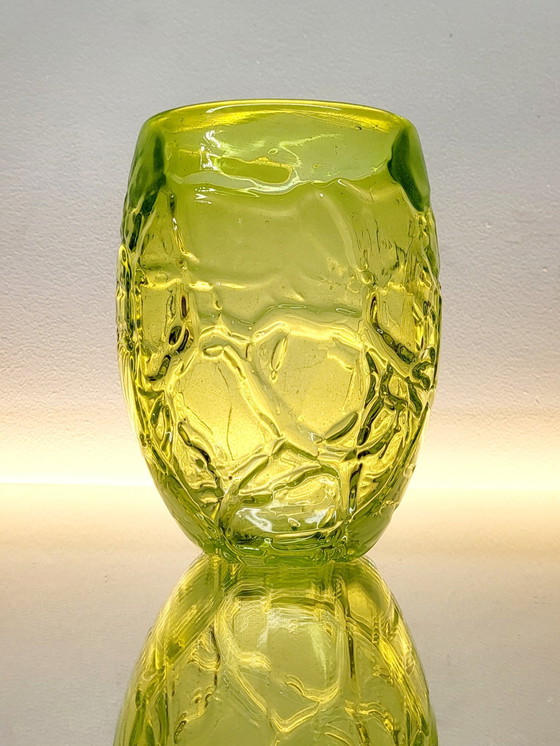 Image 1 of Val Saint Lambert Studio Cristal Vaas, Reliëf Decor, Gesigneerd Luik, Jaren 90