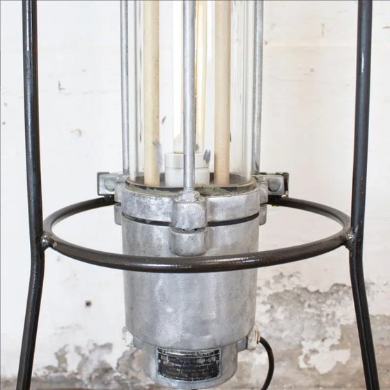 Image 1 of Industriele vloerlamp