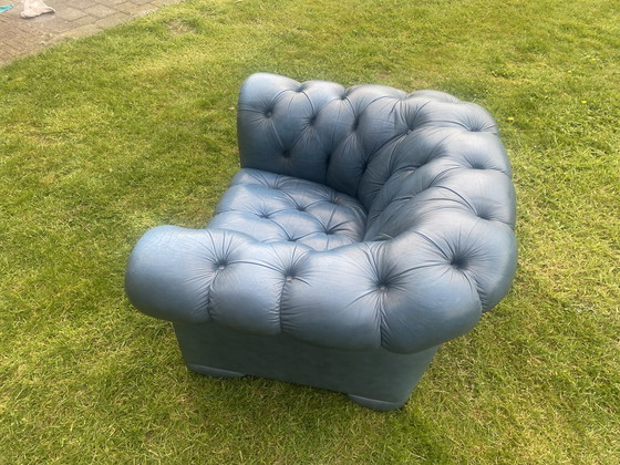 Image 1 of Chesterfield fauteuil blauw