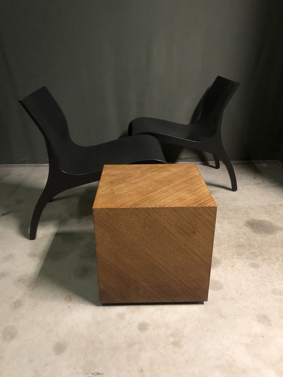 Image 1 of Studio Parade Minimalistische houten fauteuils en tafel.