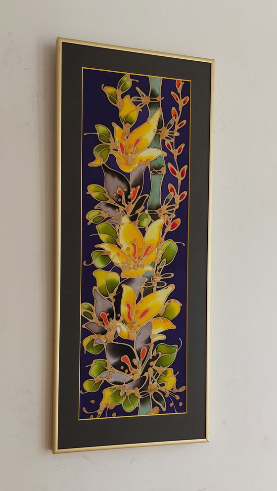 Image 1 of Batik kunstenaar abstract schilderij op zijde met bloemen