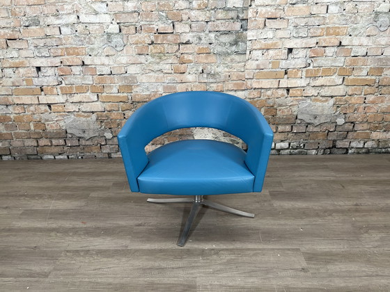 Image 1 of Montis Turner blauw fauteuil