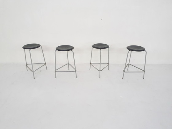 Image 1 of Arne Jacobsen voor Fritz Hansen "M3170" krukken, Denemarken, 1967