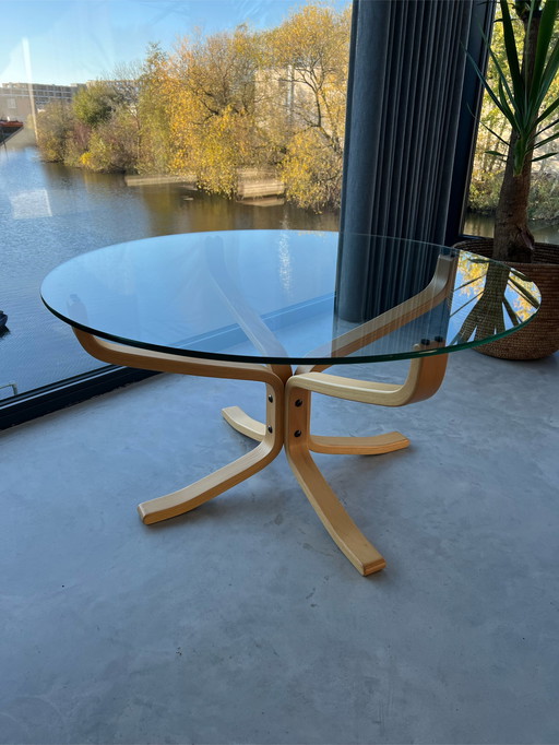 Sigurd Ressell Falcon table