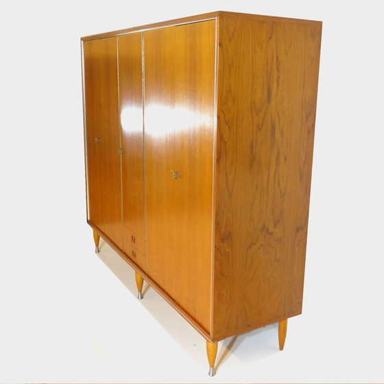 Image 1 of Grote Vintage Kledingkast In Teak Jaren 60