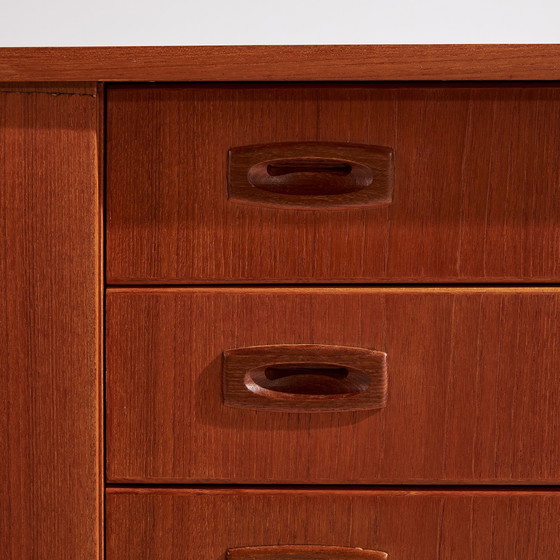 Image 1 of Mk9954 Gerestaureerd teak dressoir