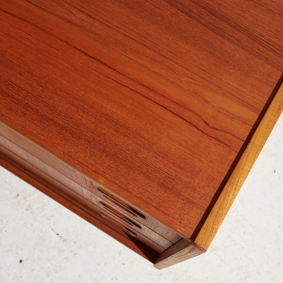 Image 1 of Mk9954 Gerestaureerd teak dressoir