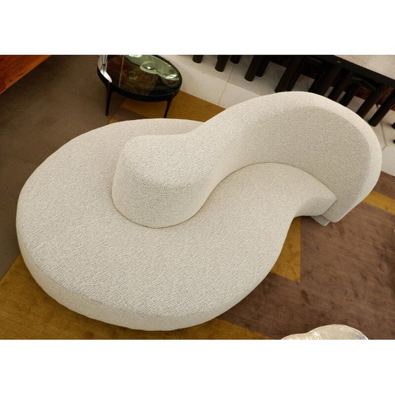 Image 1 of Vintage eigentijdse Wave Curved "Borne" bank in witte boucle stof, Italië