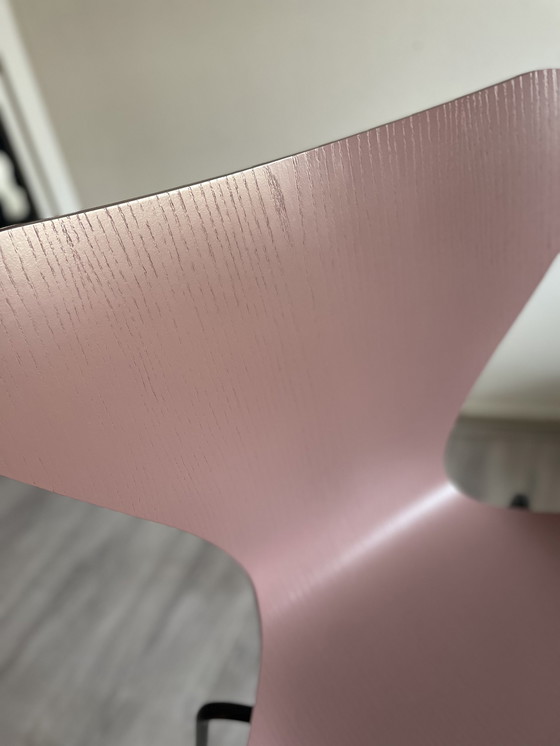 Image 1 of 2x Fritz Hansen Vlinderstoelen 3107 Series 7