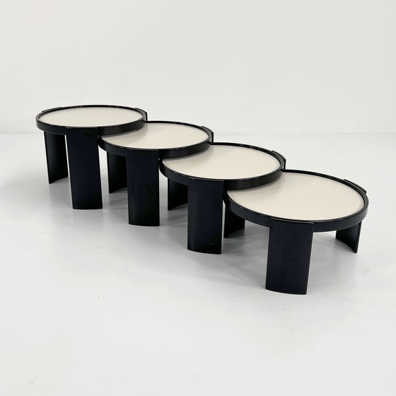 Image 1 of Set grote omkeerbare tafeltjes van Gianfranco Frattini voor Cassina, 1960S