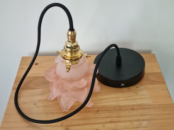 Image 1 of VIntage roze glazen hanglamp