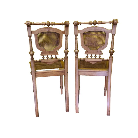 Image 1 of Stel Duitse notenhouten stoelen met webbing, circa 1880