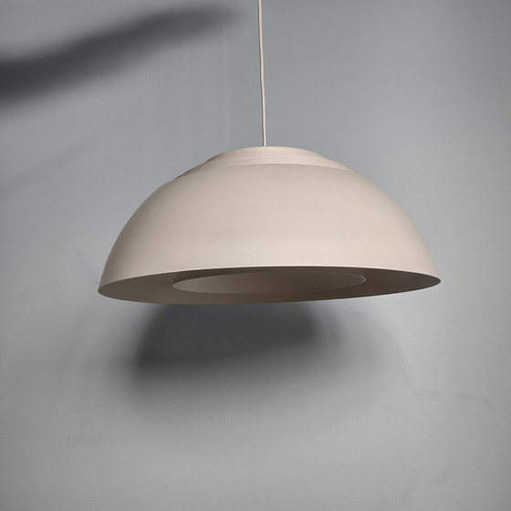 Image 1 of Arne Jacobsen AJ Royal 500 witte Hanglamp Voor Louis Poulsen