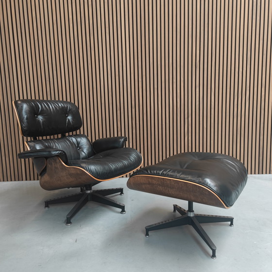 Image 1 of Vitra Eames Lounge chair + Ottoman