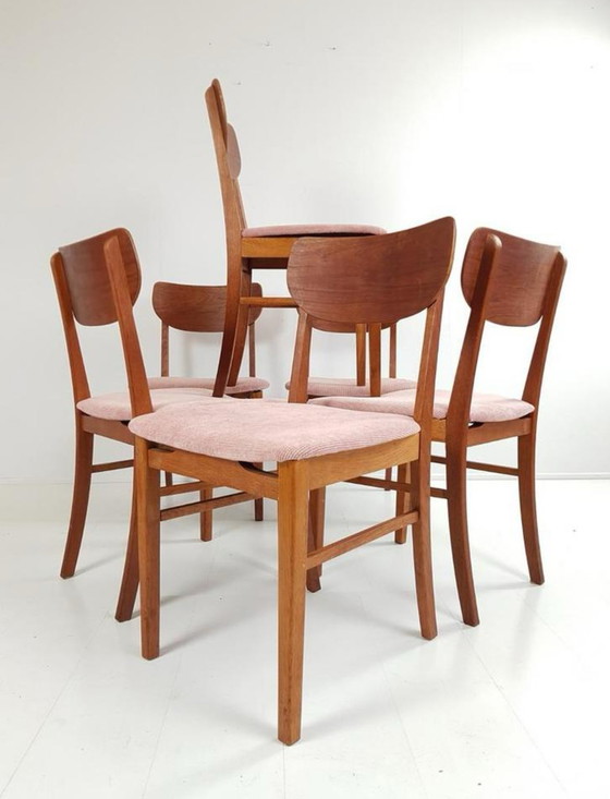 Image 1 of Vintage teak houten stoelen 6 stuks roze rib