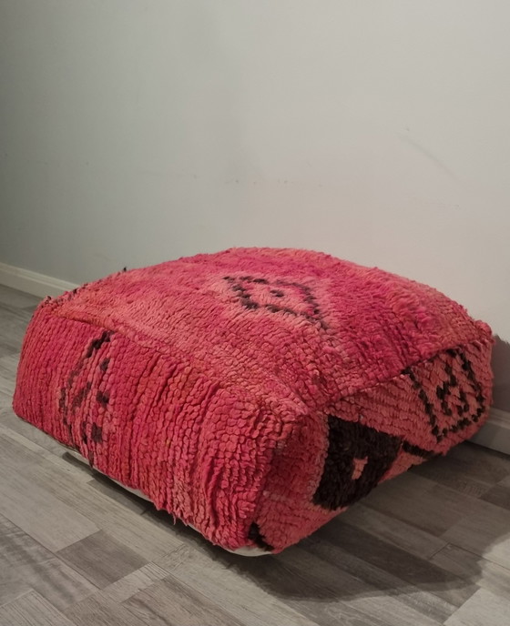 Image 1 of Roze Vintage Berber Poef, Marokkaanse Poef Pink