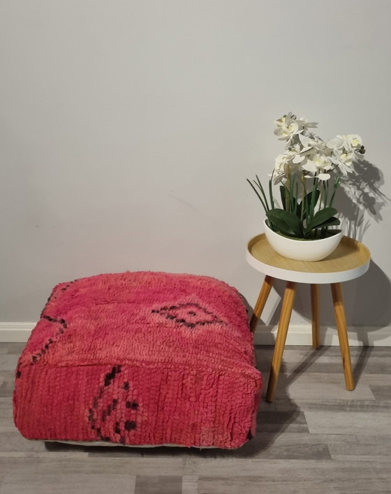 Image 1 of Roze Vintage Berber Poef, Marokkaanse Poef Pink