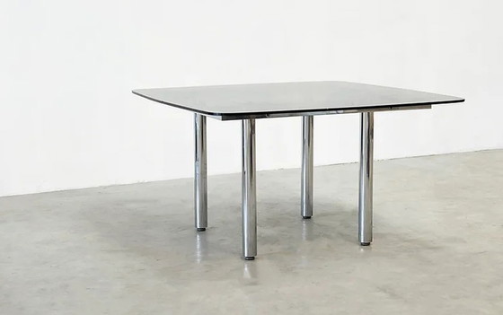 Image 1 of Chromen buisvormige eettafel