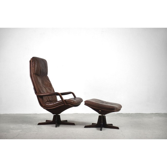 Image 1 of Verstelbare vintage leren stoel en voetenbank van Berg Furniture, 1970
