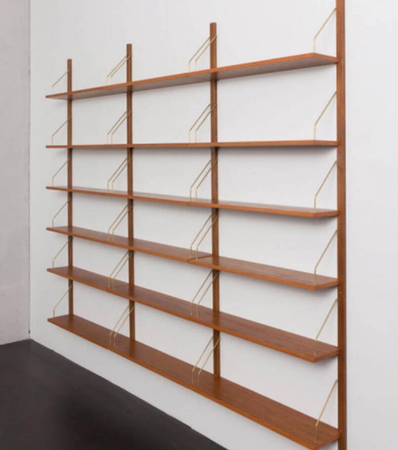 Image 1 of Modulaire teakhouten boekenkast met 18 planken in de stijl van Poul Cadovius, 1970S