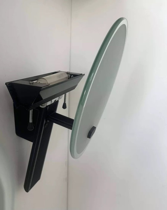 Image 1 of 2X Vintage wandlamp, zwart metaal en gezandstraald glas, Italië 1980