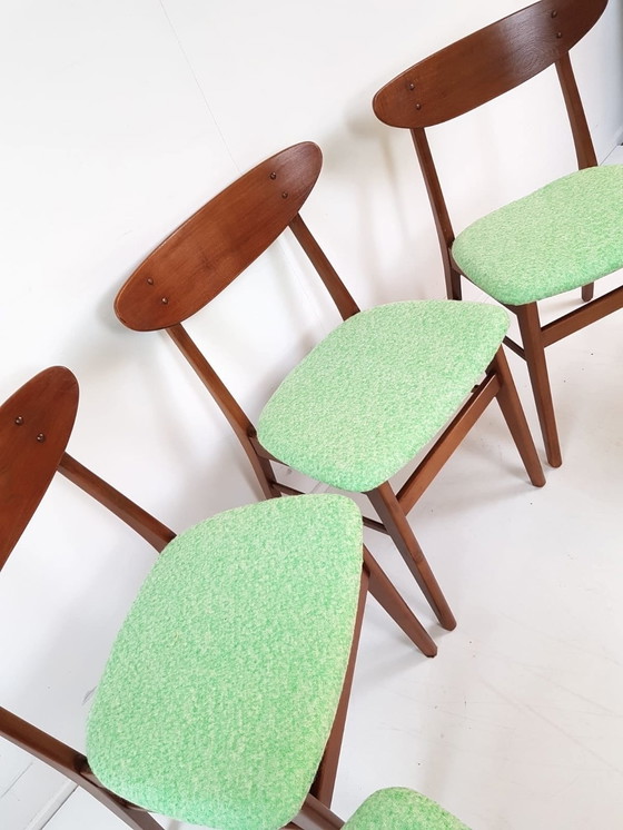 Image 1 of 5 Deense Farstrup Eetkamerstoelen | Groen Nieuw Gestoffeerd