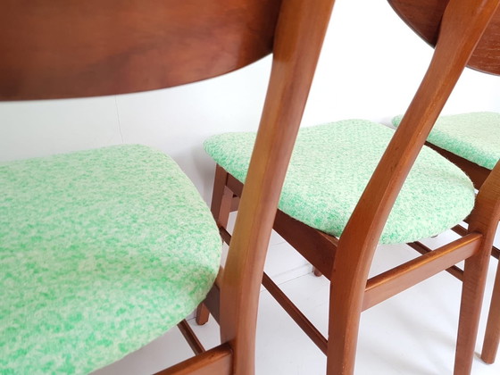 Image 1 of 5 Deense Farstrup Eetkamerstoelen | Groen Nieuw Gestoffeerd
