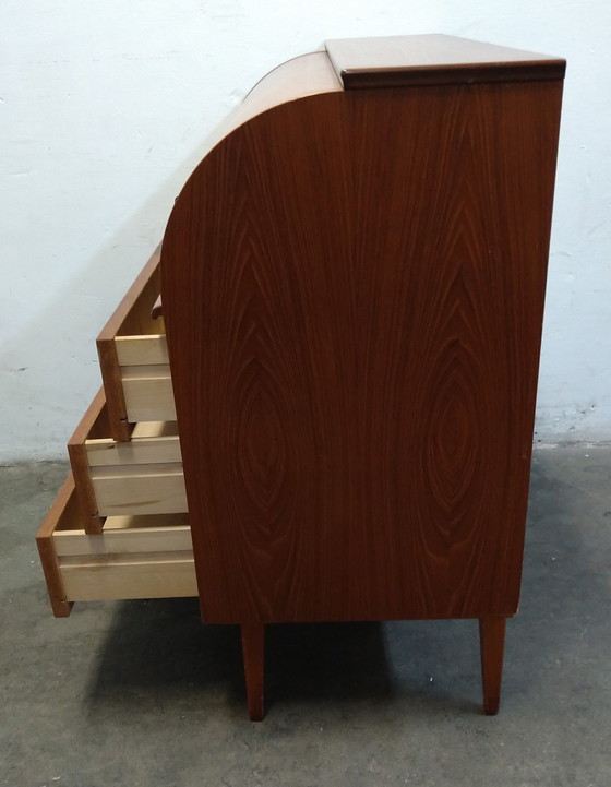 Image 1 of Egon Ostergaard Secretaire