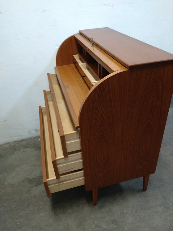 Image 1 of Egon Ostergaard Secretaire