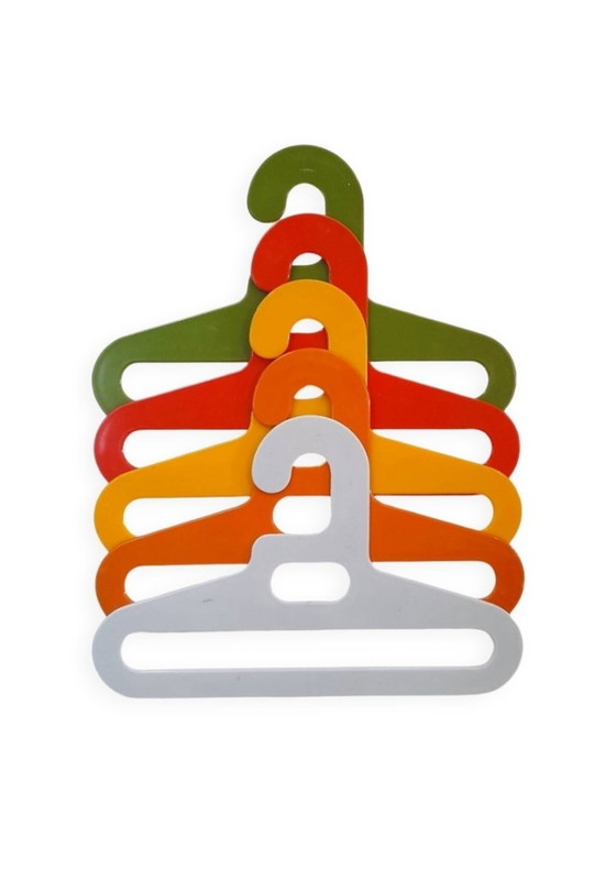 Image 1 of 5 Space Age Vintage 70S Plastic Kleerhangers