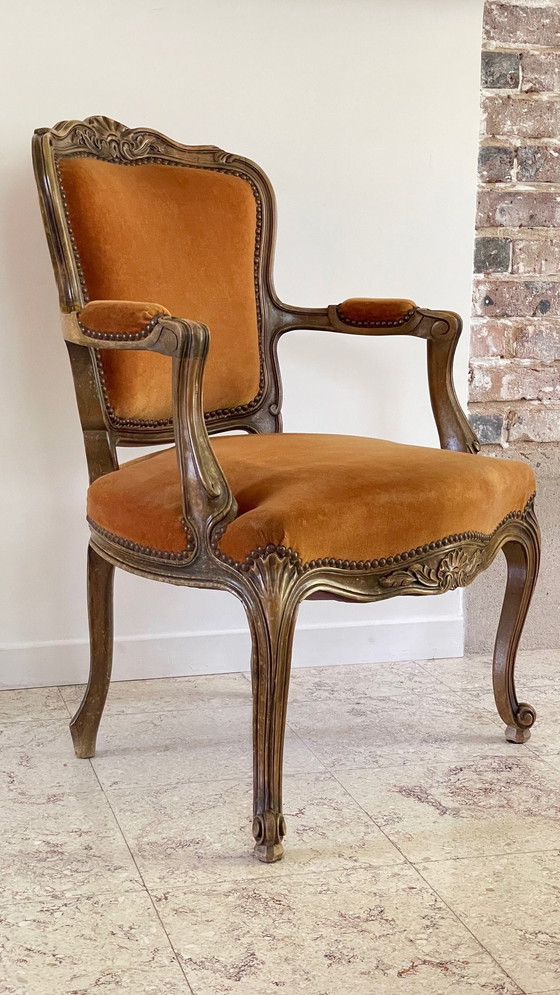 Image 1 of Fauteuil Cabriolet Velours Curry Vintage Frankrijk