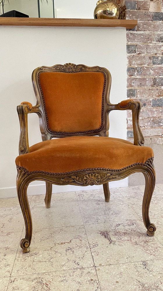 Image 1 of Fauteuil Cabriolet Velours Curry Vintage Frankrijk