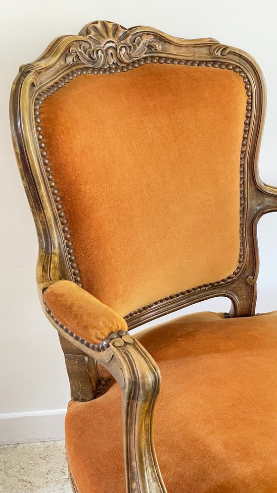 Image 1 of Fauteuil Cabriolet Velours Curry Vintage Frankrijk