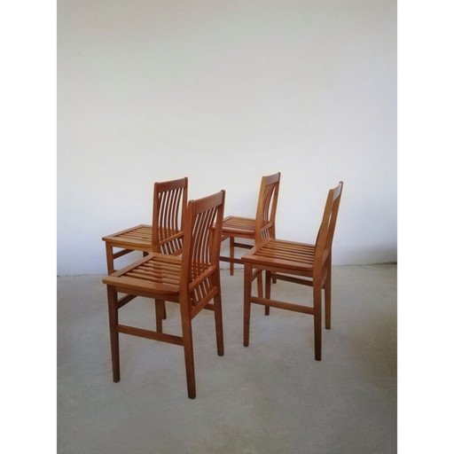 Set van 4 vintage Milano stoelen van Aldo Rossi voor Molteni, jaren 1987