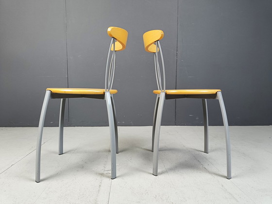 Image 1 of Vintage Postmoderne Italiaanse Eetkamerstoelen, 1990S