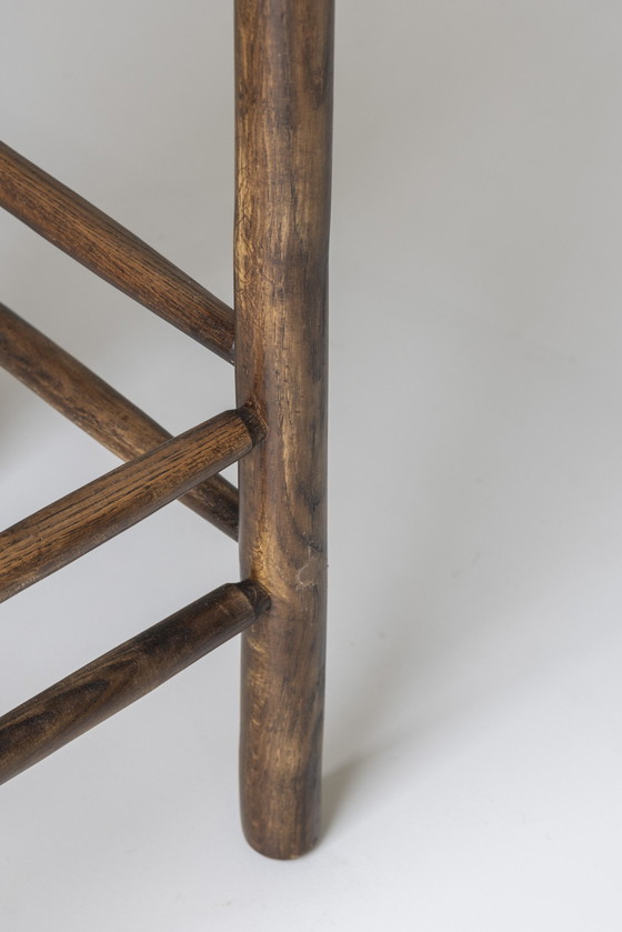 Image 1 of Prachtige set van vier rustieke barkrukken uit Frankrijk uit de jaren 1960. Op de manier van Charlotte Perriand.