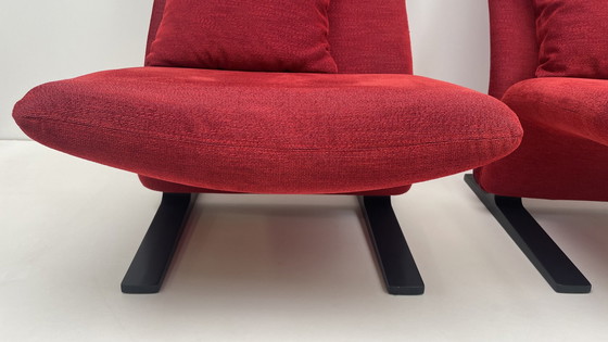 Image 1 of 2 x Artifort Concorde fauteuil kersenrode stof Pierre Paulin design