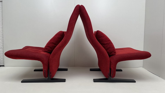 Image 1 of 2 x Artifort Concorde fauteuil kersenrode stof Pierre Paulin design